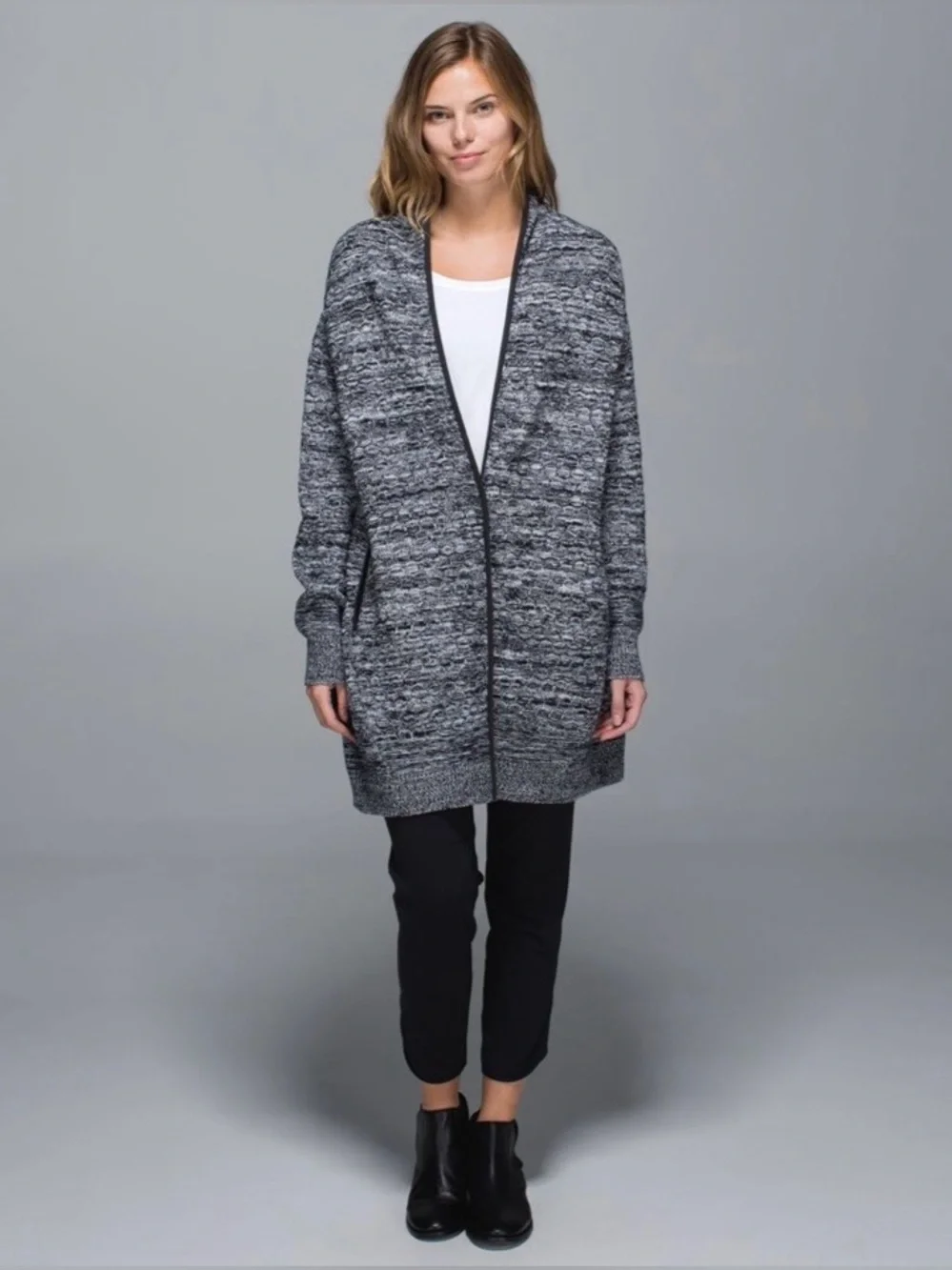 Lululemon Cardi All Day Oversized Knit Cardigan in Black/White